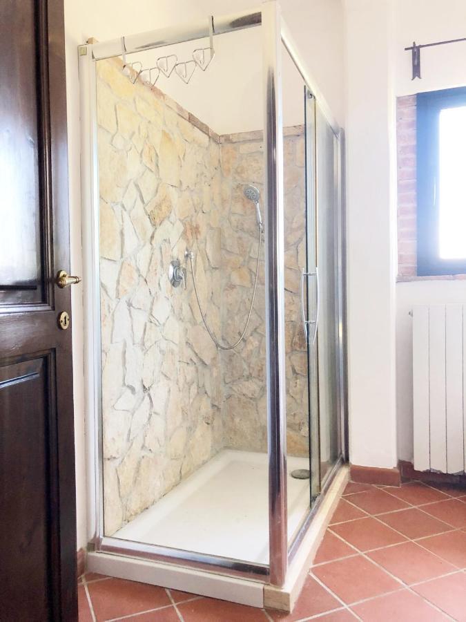 Ferienwohnung Relais Casale Il Poggetto - Olivo 1 By Zoom In Earth Cecina  Exterior foto